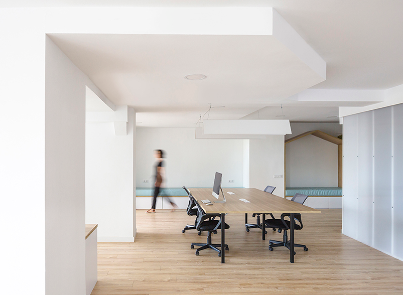 重慶辦公室裝修公司分享舒適、休息、娛樂的辦公室裝修效果圖